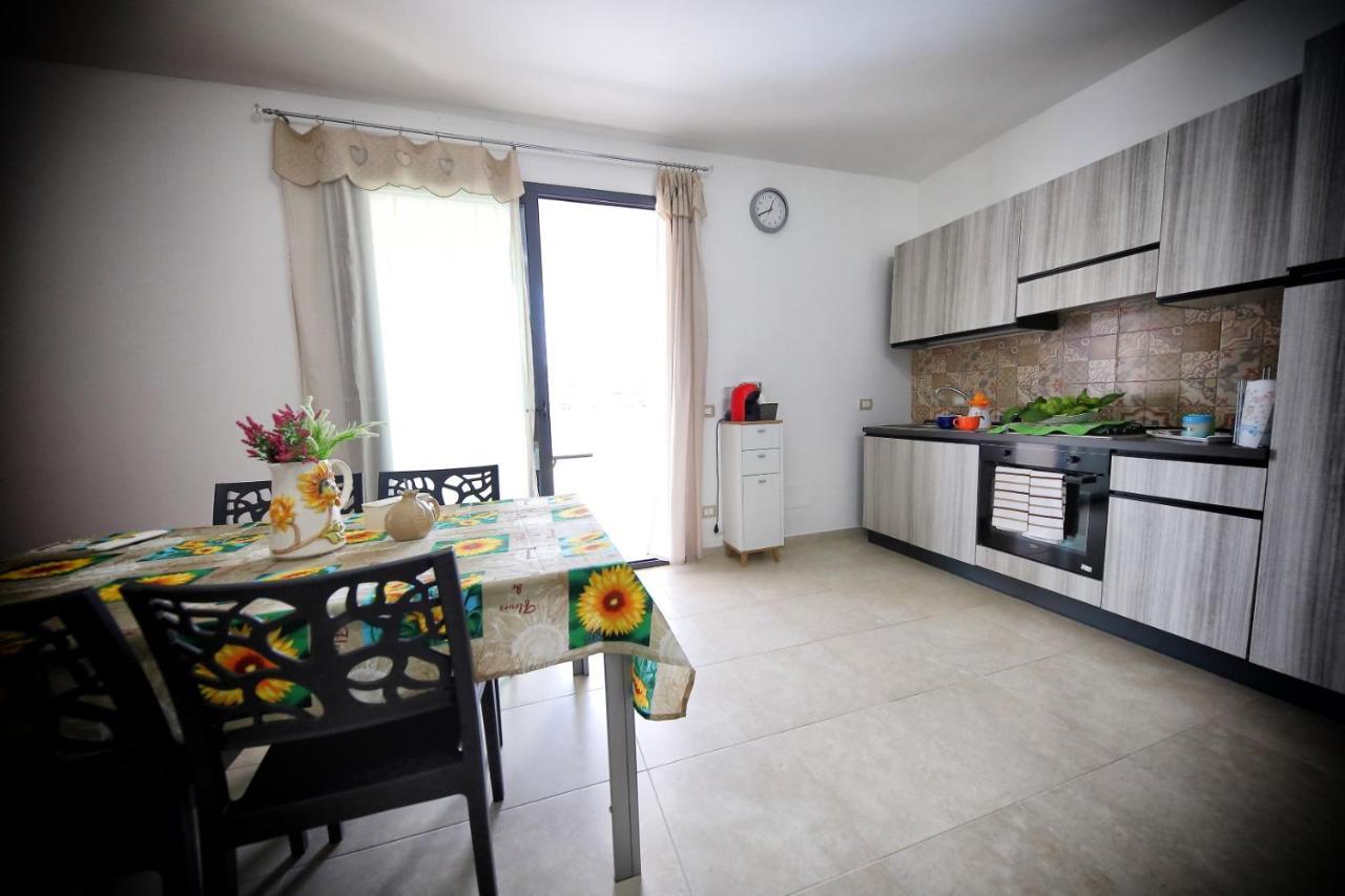 אבולה Villa Sul Mare Don Toto' מראה חיצוני תמונה